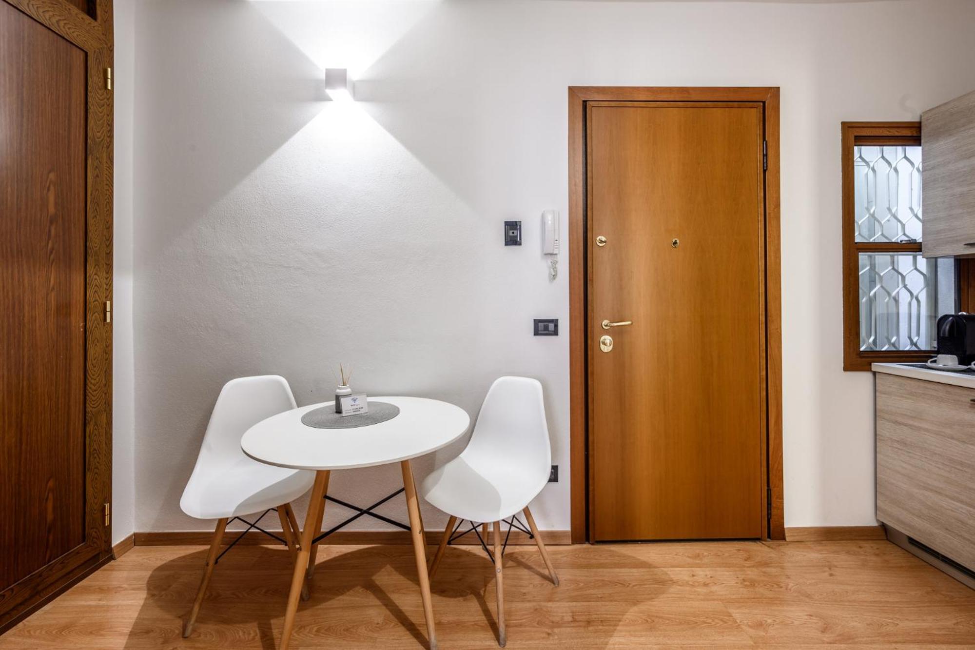 Emilia Studios Modena Exterior photo